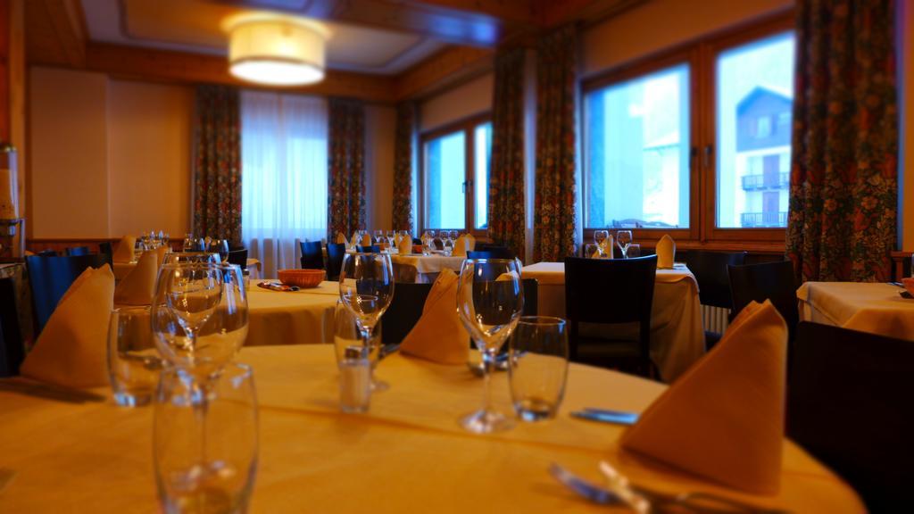 Hotel Dufour Gressoney-la-Trinité Exteriör bild