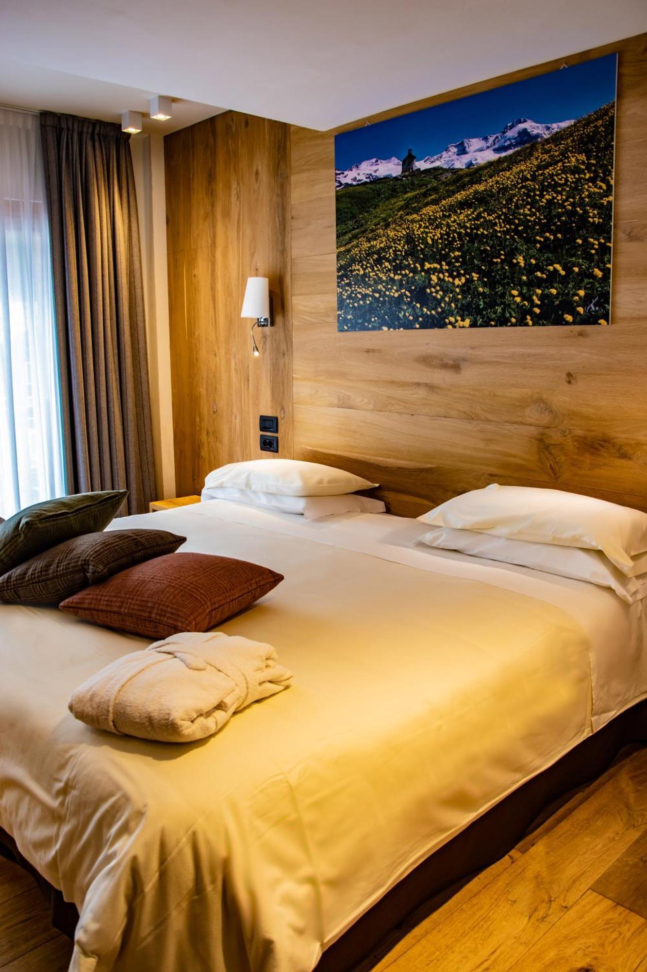 Hotel Dufour Gressoney-la-Trinité Exteriör bild